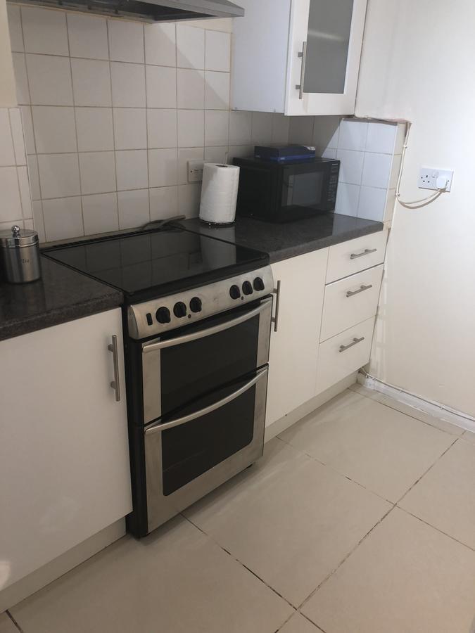 Waltham Abbey Private Property מראה חיצוני תמונה