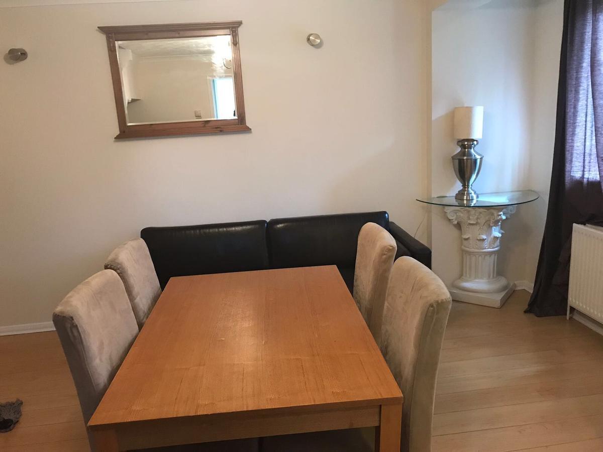 Waltham Abbey Private Property מראה חיצוני תמונה